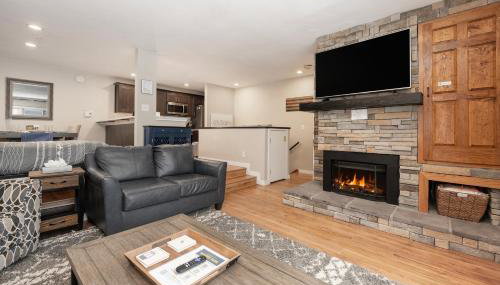 Great Location! Downtown WP with Hot Tub! Sleeps 6! - Foto 2