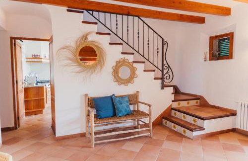 Villa renovada vista al mar y piscina climatizada - Foto 37