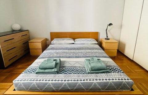 Downtown Milan Chic Apartment - Quiet Retreat with Free WIFI & Air Conditioning - Foto 7