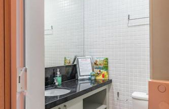 Apartamento vista mar excelente localização Costa azul - Foto 19