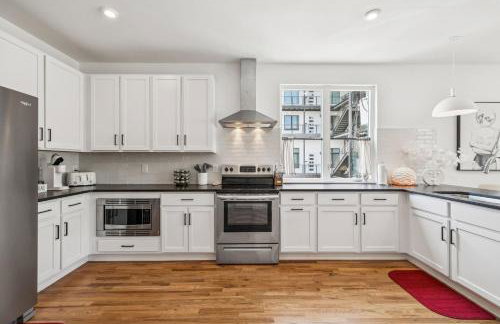 Nashville Townhouse with Rooftop & Modern Comfort - Foto 16