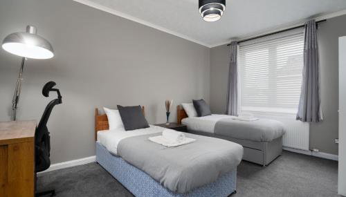 2-Bed Flat Wishaw Free Parking Family-Friendly - Foto 5