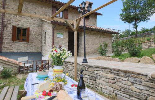 Farmhouse in Marche with Pool and Views - Foto 2