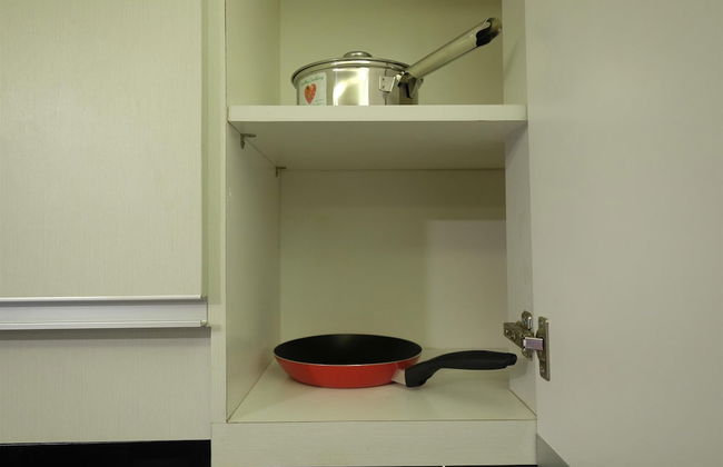 Elegant and Comfy Studio Amethyst Apartment - Foto 18