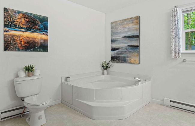 Alpine Serenity by Avantstay Beach + Lake Access Theater, Deck, Playroom - Foto 31