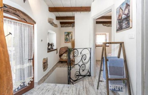 2 Bedroom Cozy Home In Malinska - Photo 17