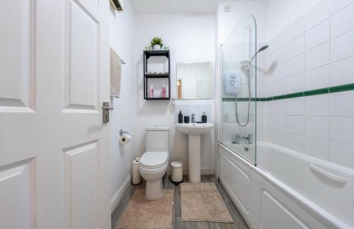 Stansted Airport & Bishops Stortford Town Centre Professional Apartment - Foto 9