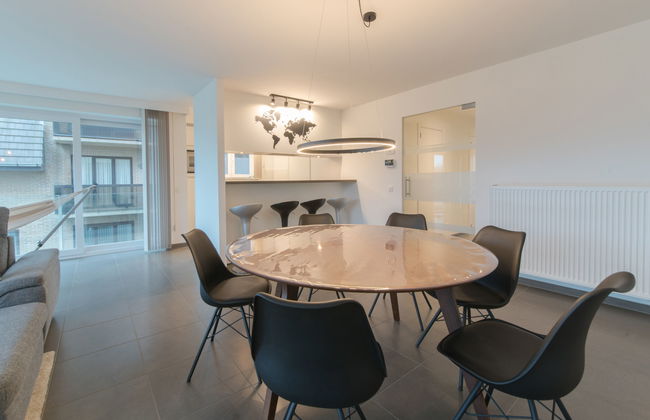 2 bedroom Apartment in Bredene with garden and terrace - Photo 12