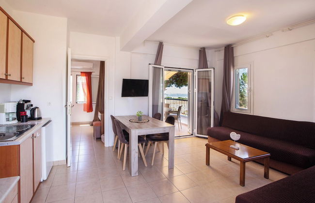 Romanos Beach Villas - Photo 4