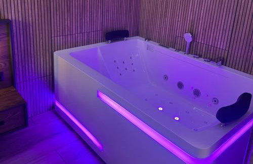 Mostique Spa Apartment with Jacuzzi - Foto 7