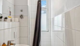 Zentral, direkt am BG Krankenhaus - Foto 5