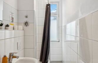 Zentral, direkt am BG Krankenhaus - Foto 5