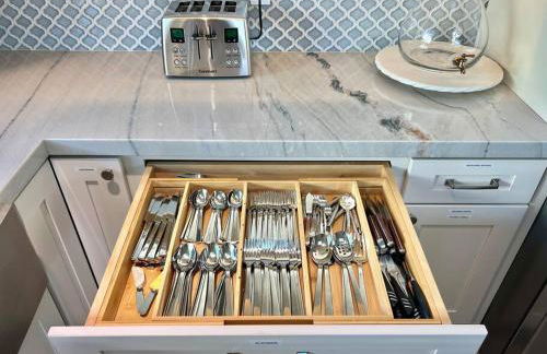 Smiling Otter Retreat! Waterfront/pool/spa/games! - Foto 34