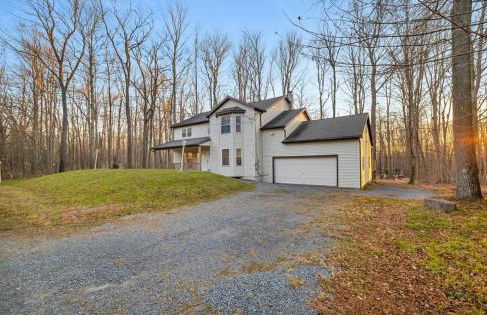 Lake Area 6BR Pet friendly home in Poconos - Your Pocono Retreat - Foto 2