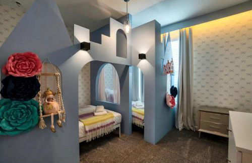 5BR Family Haven Near Disney with Private Pool - Foto 7