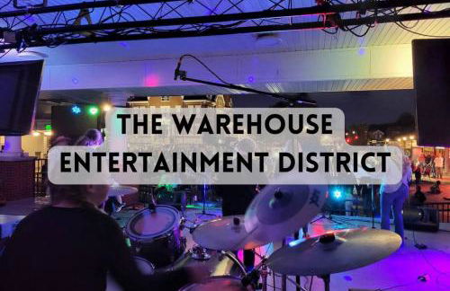 Downtown Urban Loft above Restaurants - Foto 20