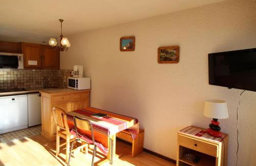 Studio cabine confortable 4 pers au pied des pistes - Auris en Oisans - FR-1-297-284 - Foto 4