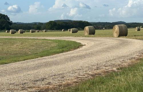 Private cabin on 100 scenic acres with balcony views - Foto 45