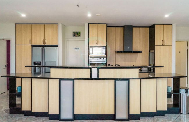 Zenhouse Retreat 5BR Homey Haven Pool Office - Foto 4