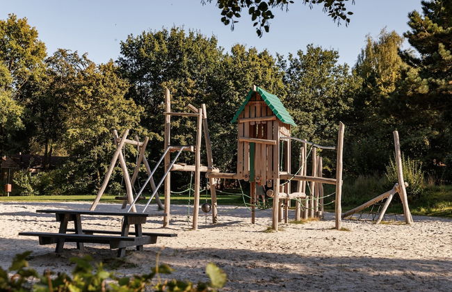 Luxurious Villa With Hot Tub and Sauna - Photo 19