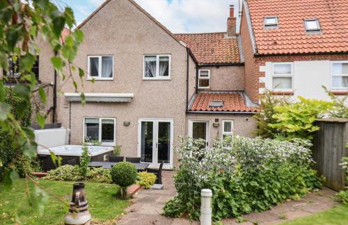 Burton Fleming - Foto 51