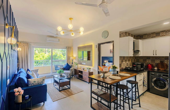 Alaya Stays Veera Marina 1BHK with Pool - Foto 32