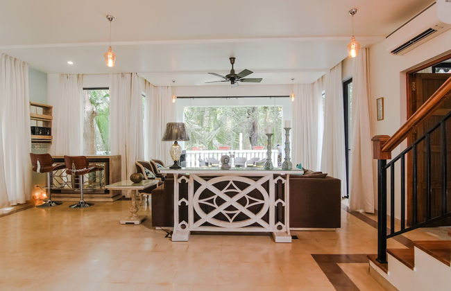 Sol Banyan Villa - Photo 23