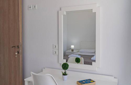 Azure Seaside Apts - Photo 18