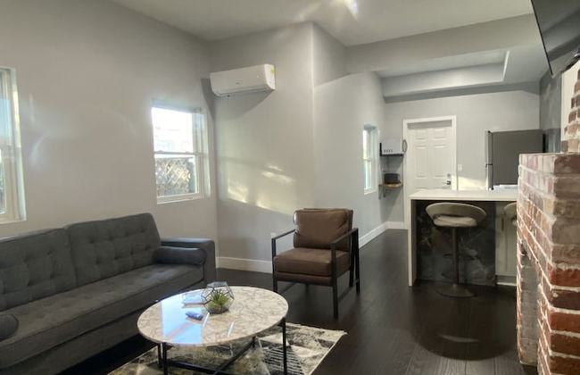 The Front Porch - Photo 2