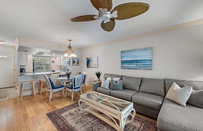 Sunset Sanctuary 2 Bedroom Condo by RedAwning - Foto 23