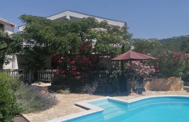 Sunny Pool Apartments - One Bedroom Apartment - Foto 8