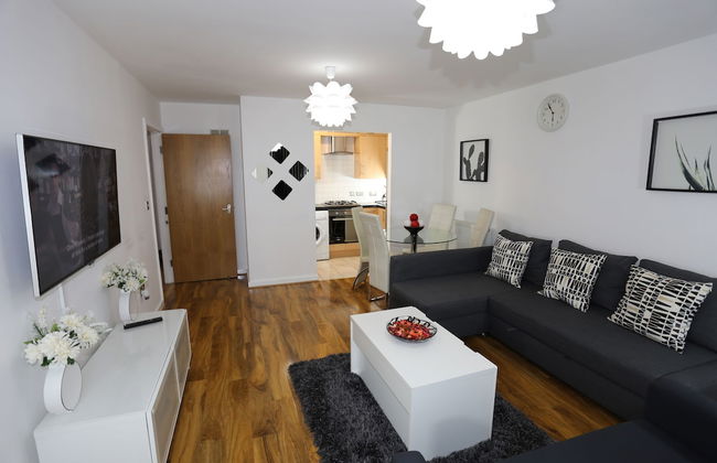 2 bed Riverview Bridge House Apartment - Foto 15