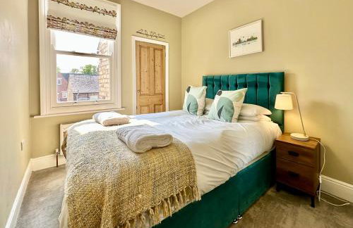 Montrose House - Photo 24