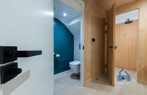 Central Manchester Duplex - Balcony - Roof Terrace - Parking - Foto 5