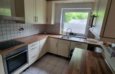 Privates Doppelbettzimmer mit gemeisamer Küche bei Hamburg City und Airport - Foto 5