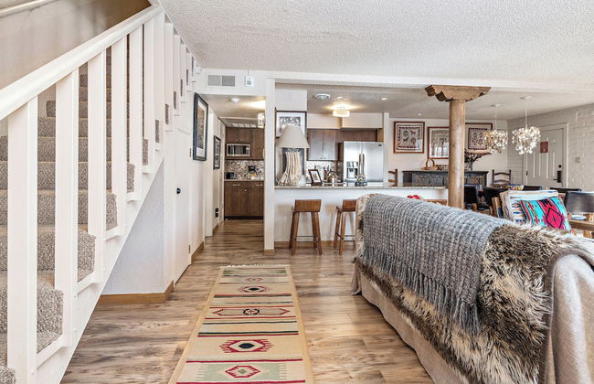 Fort Marcy Hotel Suites by All Seasons Resort Lodging - Foto 36