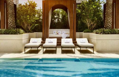 SLS Lux Brickell Exclusive by Palermo Home Miami - Photo 11