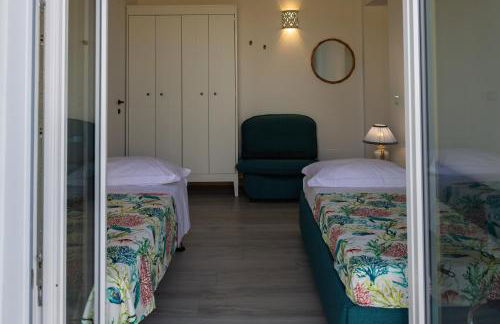 VILLA EOLIA Sicily beachfront apartments - Foto 49