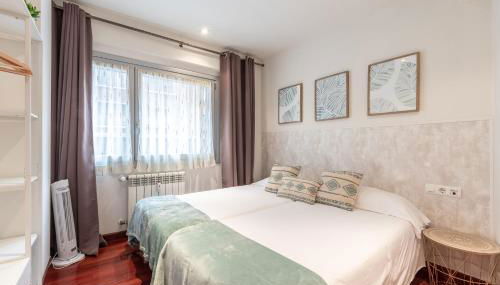 Luminoso, ascensor, tranquilo, centro de Bilbao - Foto 2