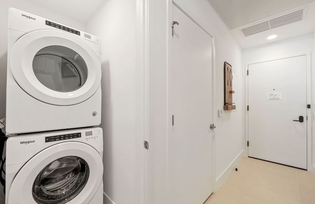 Ultimate Elegance Studio with Panoramic City Views - Foto 37