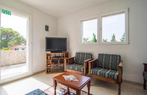 Beach House Splitska - Photo 21