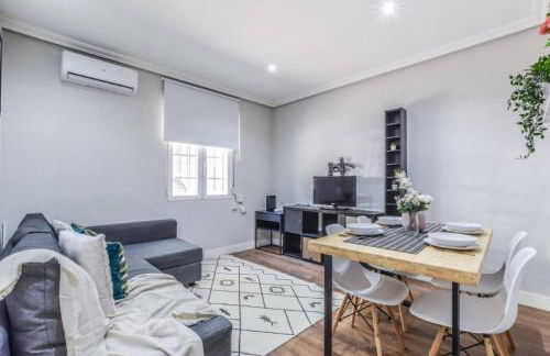 AH- Diseño y alma madrileña cerca a Plaza Mayor - Photo 11