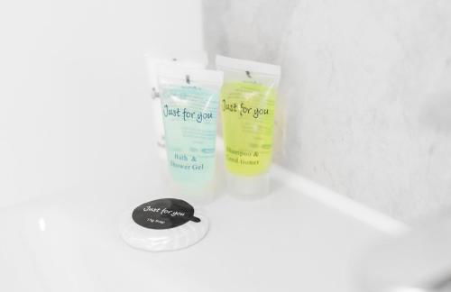 Modern 2 Bed Apartment - Parking - Smart TV - Fast Wi-Fi 27CR - Foto 36