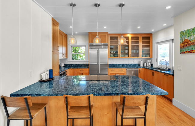 Gorgeous Renovated 1937 Plantation Style Beach House 50 Steps To The Center Of The Beach 5 Bedroom Home by RedAwning - Foto 18