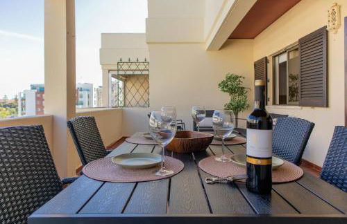 NOVO! Apartamento junto à praia com piscina - Foto 25