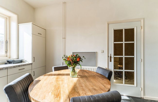 Spacious Farmhouse in Silvolde With Garden - Photo 26