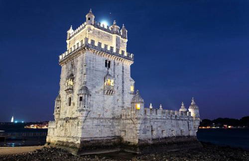 Seaside Family Stays | Walk to the Beach, Caxias - Photo 39