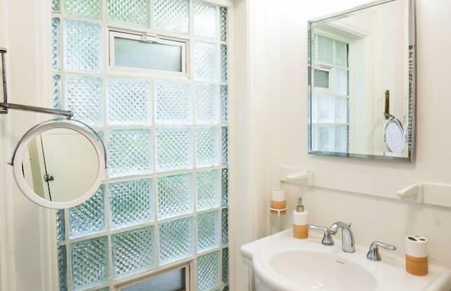 The Traveler's Nook Walk to City Park - Foto 29