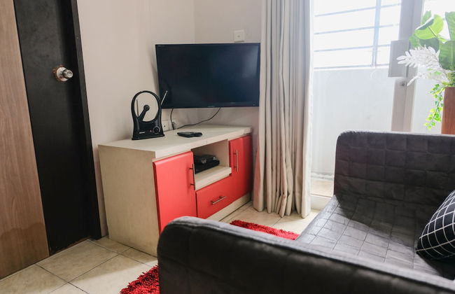 Homey 2Br Apartment At The Edge Bandung - Foto 12