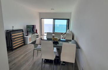 Apartamento T2-5m Aeroporto CR7 - Foto 6